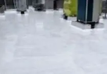 سطح بعد طبقة العزل البيضاء